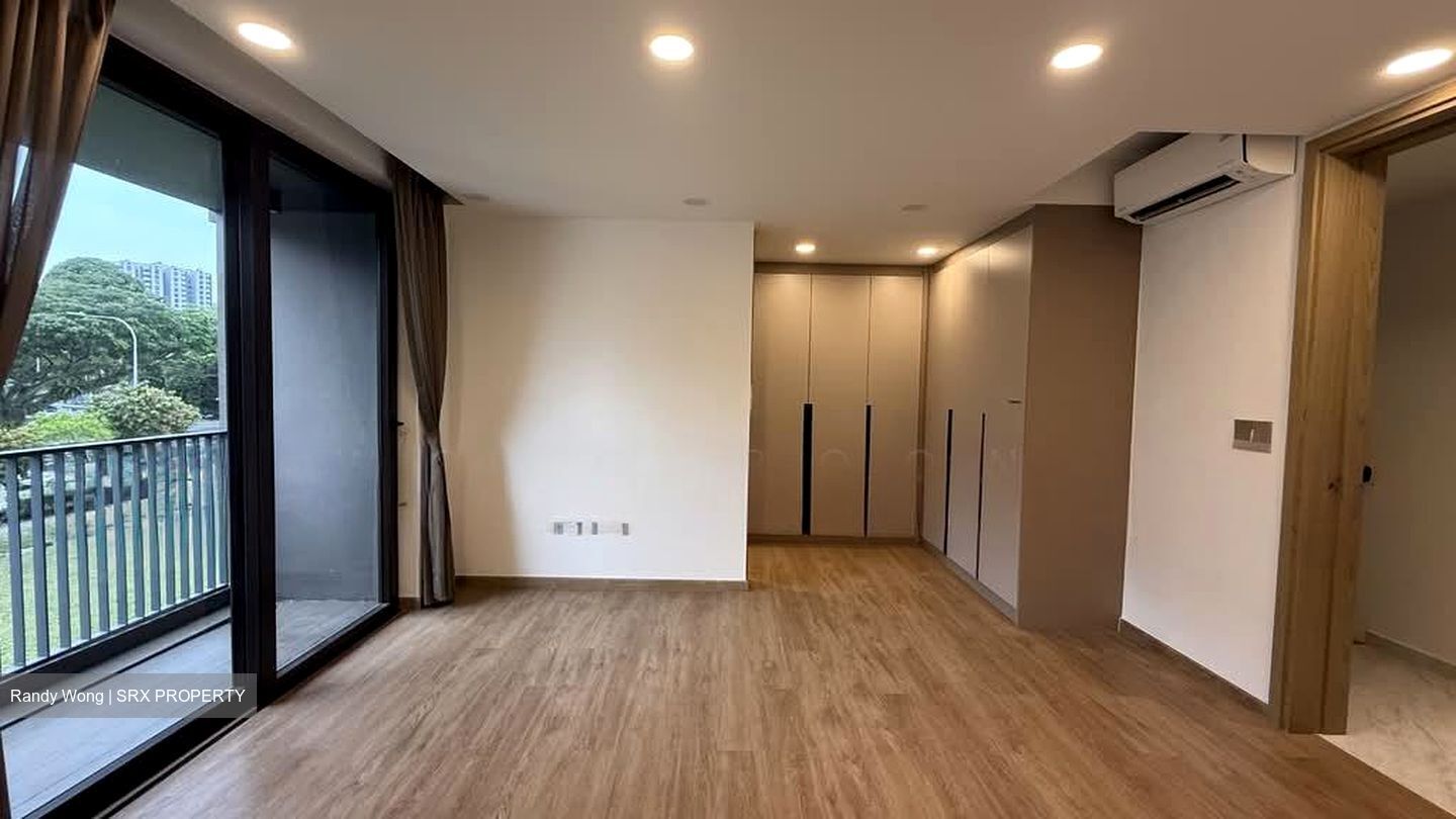 Shrewsbury Road (D11), Terrace #574445801